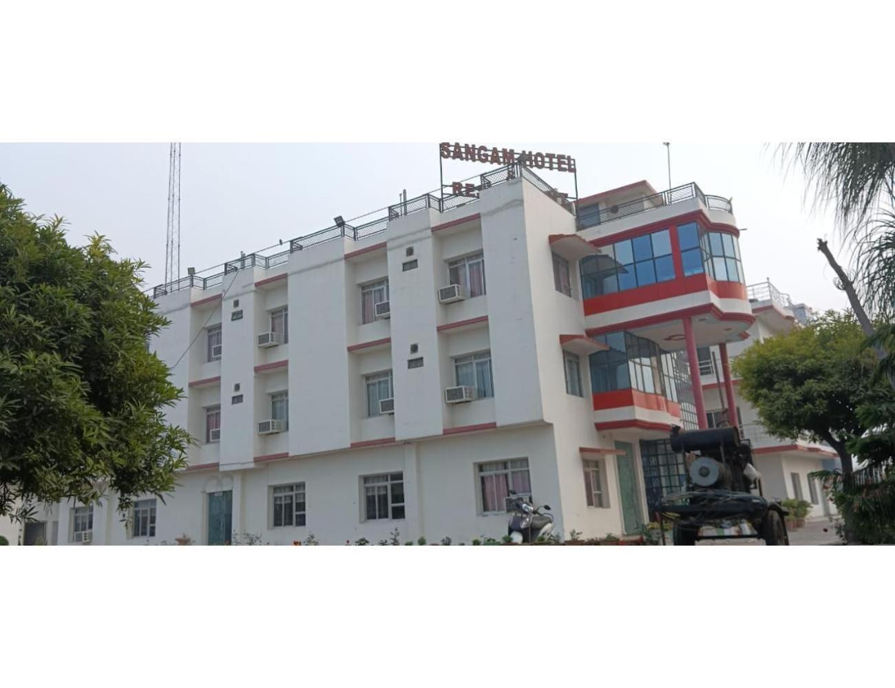 Hotel Sangam, Varanasi Eksteriør billede